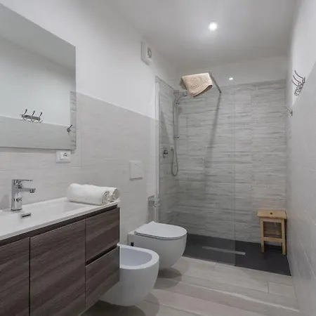 20 Metri Dal Mare Apartament