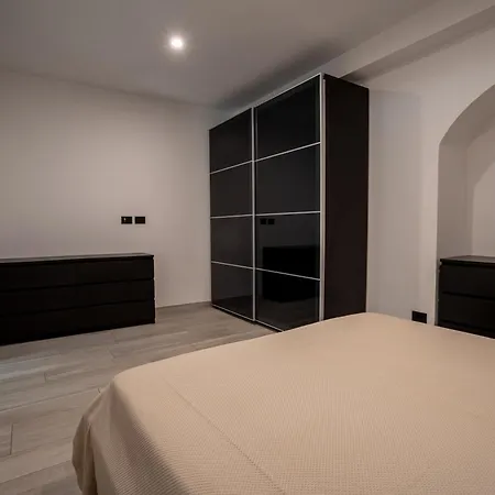 Apartament 20 Metri Dal Mare Imperia