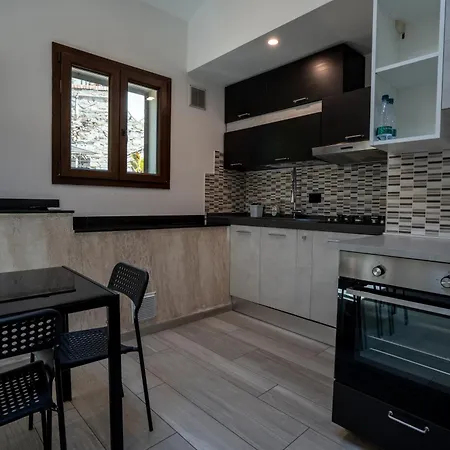 20 Metri Dal Mare 因佩里亚